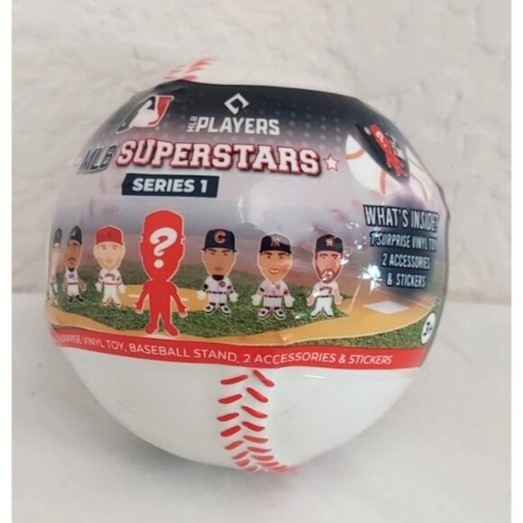 MLB Superstars Series 1 Smols Culterfly Mystery Figure Mini Baseball Figure - Picture 1 of 5